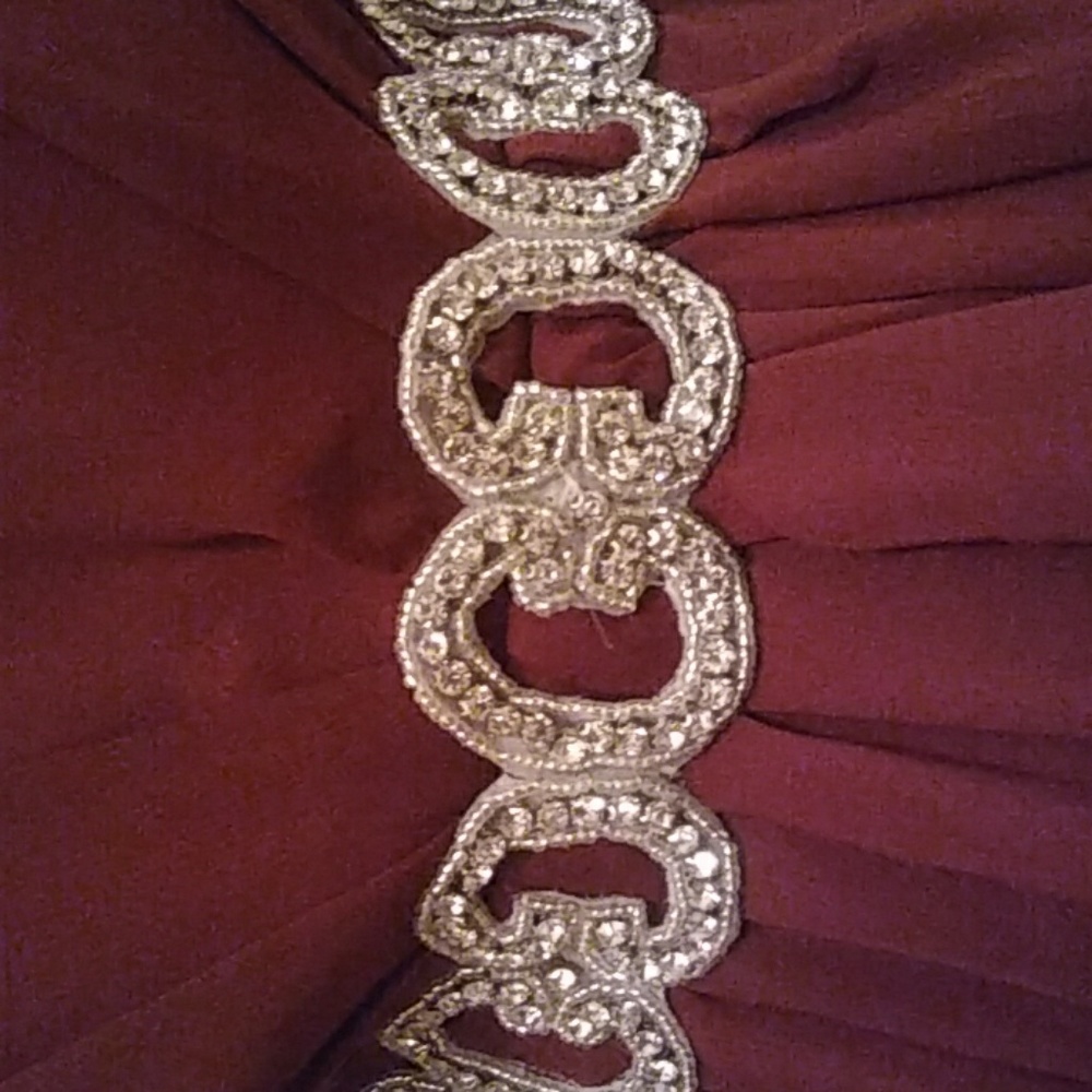 Dress - Picture 4 of 7